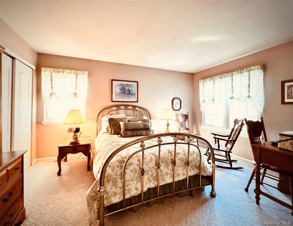 149 Windward Court S Port Jefferson, NY 11777