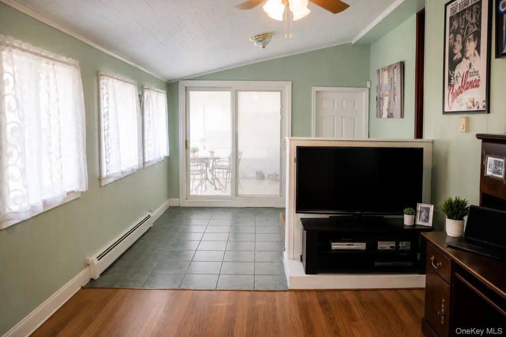 210 Willard Avenue Farmingdale, NY 11735