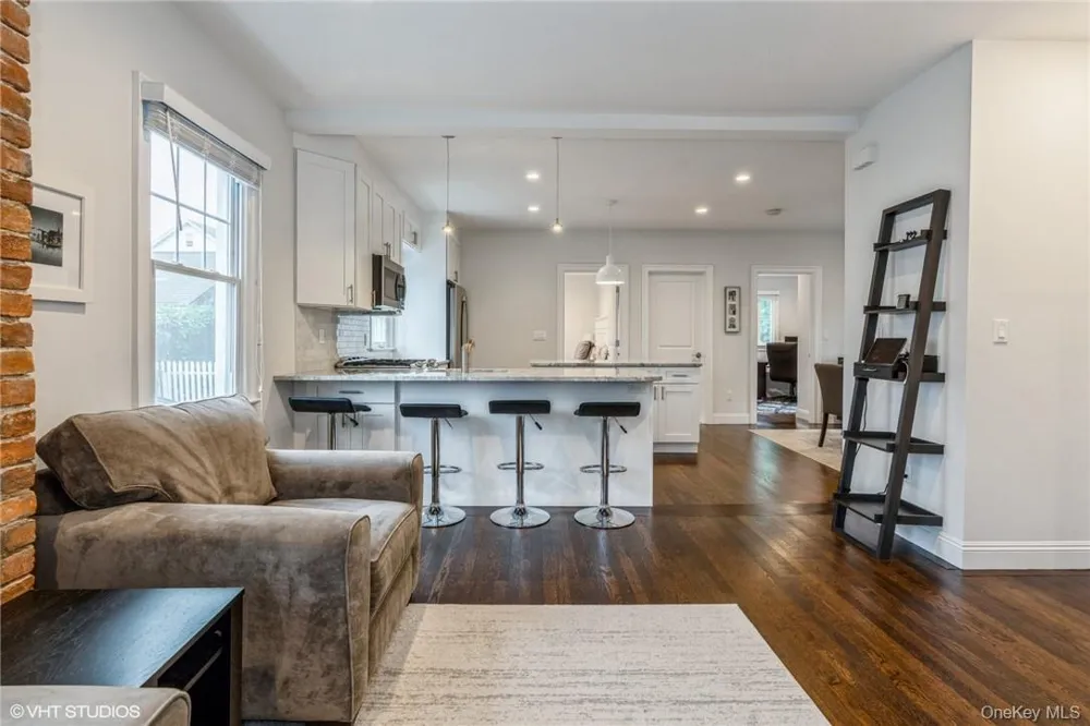 338 Palmer Avenue #A Mamaroneck, NY 10543