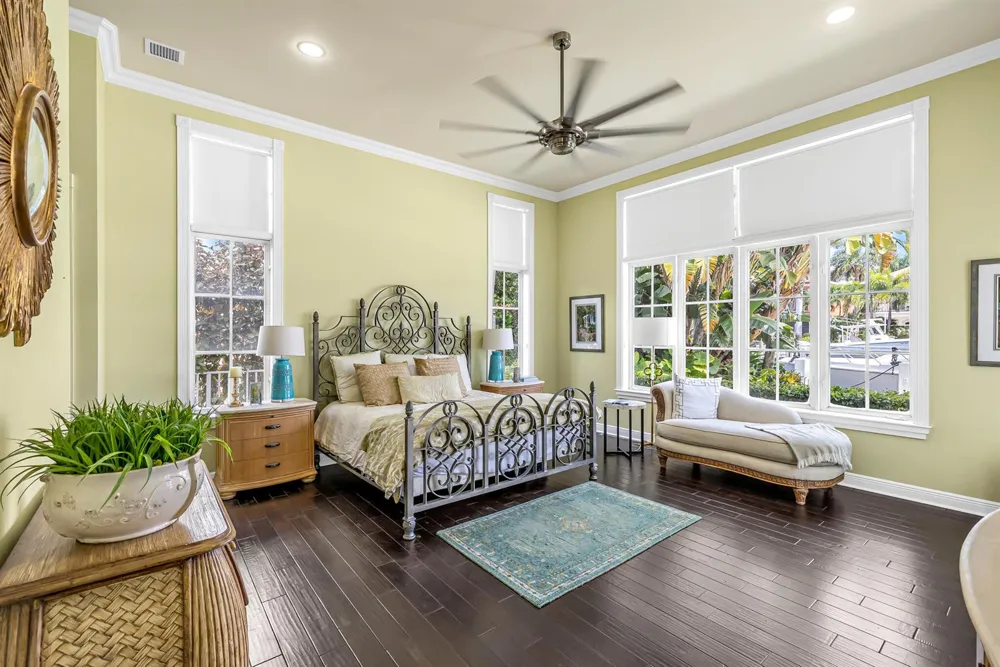 2409 NE 27TH STREET Lighthouse Point, FL 33064