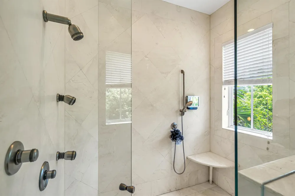 2409 NE 27TH STREET Lighthouse Point, FL 33064