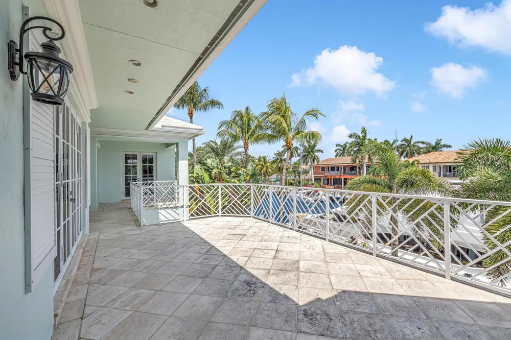 2409 NE 27TH STREET Lighthouse Point, FL 33064