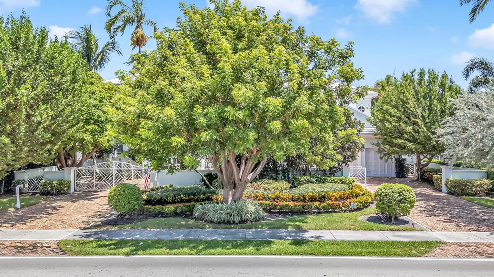 2409 NE 27TH STREET Lighthouse Point, FL 33064