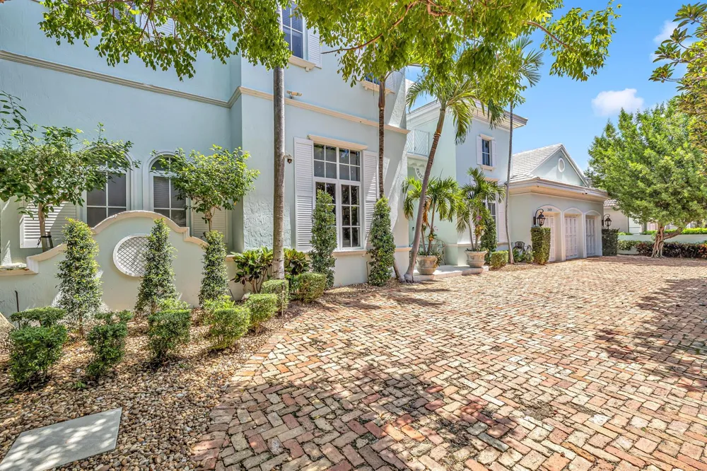 2409 NE 27TH STREET Lighthouse Point, FL 33064