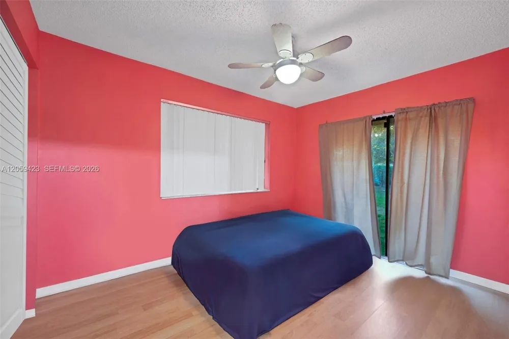 8622 NW 49th Dr Coral Springs, FL 33067