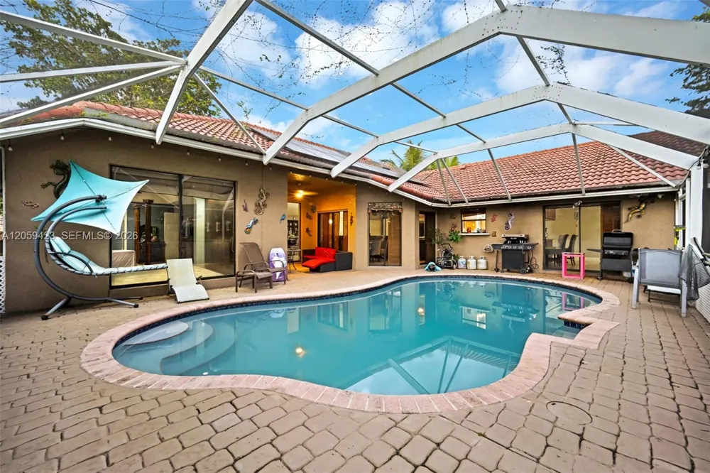 8622 NW 49th Dr Coral Springs, FL 33067