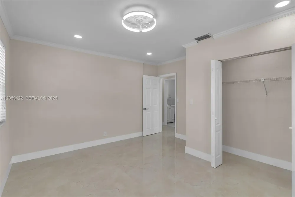 378 SW 6th St #1 Florida City, FL 33034
