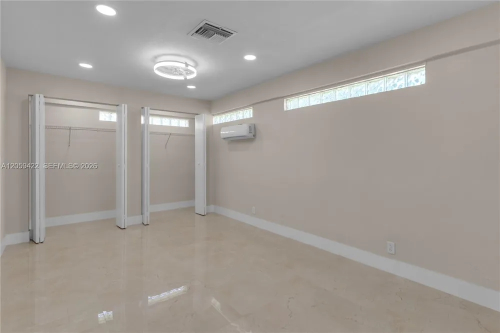 378 SW 6th St #1 Florida City, FL 33034