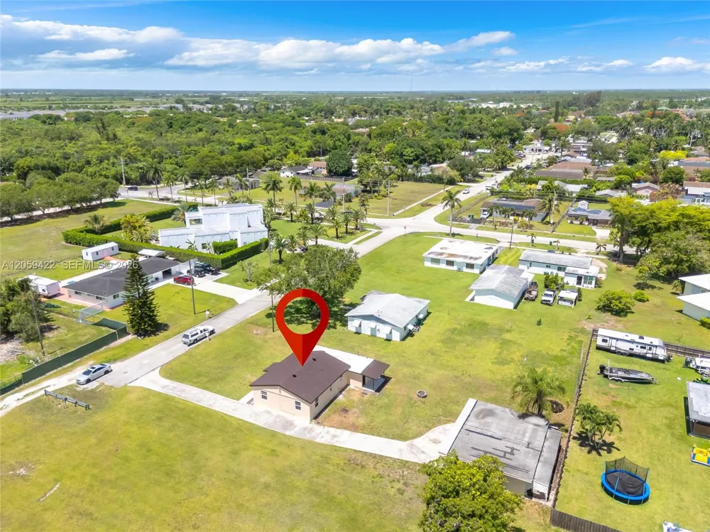 378 SW 6th St #1 Florida City, FL 33034