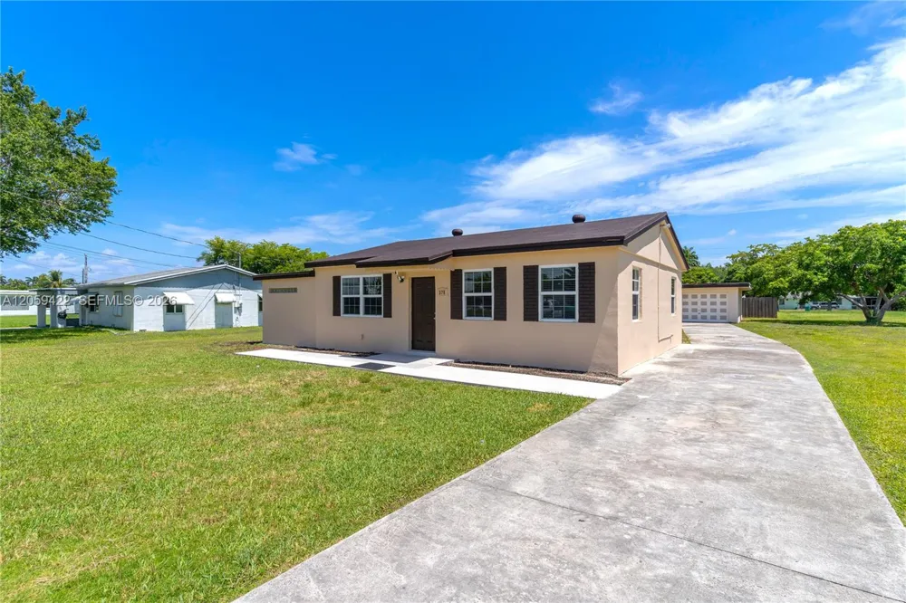 378 SW 6th St #1 Florida City, FL 33034