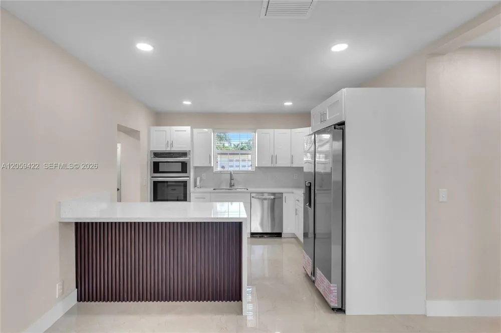 378 SW 6th St #1 Florida City, FL 33034