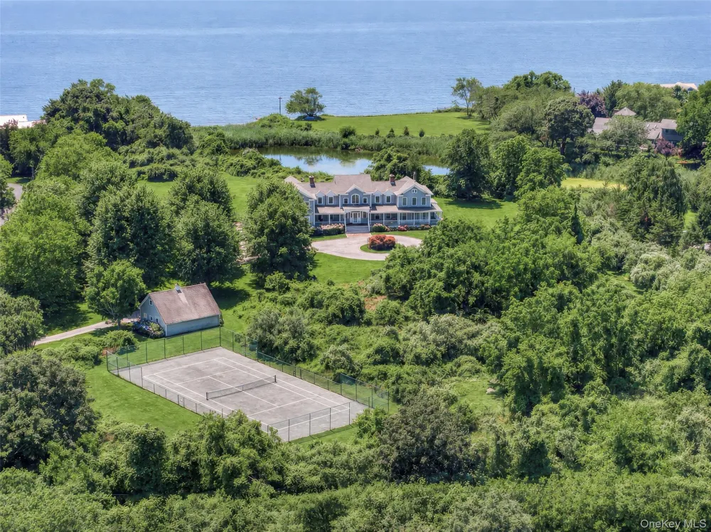 1600 King Street Orient, NY 11957