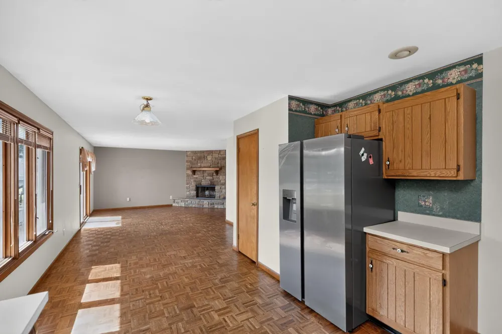 68441 Channel Parkway Edwardsburg, MI 49112