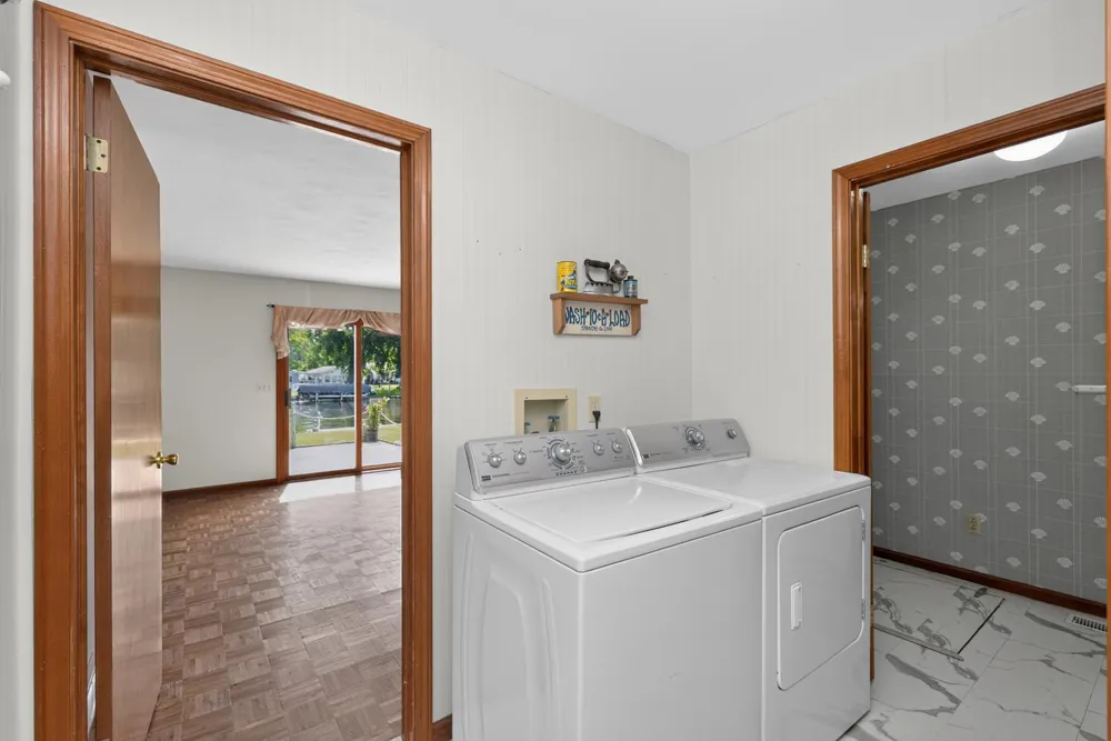 68441 Channel Parkway Edwardsburg, MI 49112