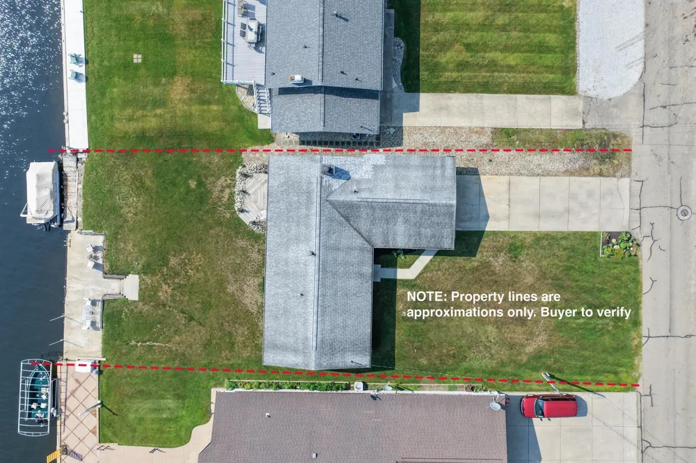 68441 Channel Parkway Edwardsburg, MI 49112