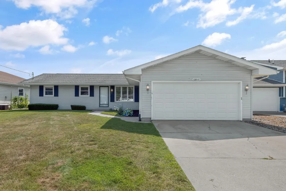 68441 Channel Parkway Edwardsburg, MI 49112