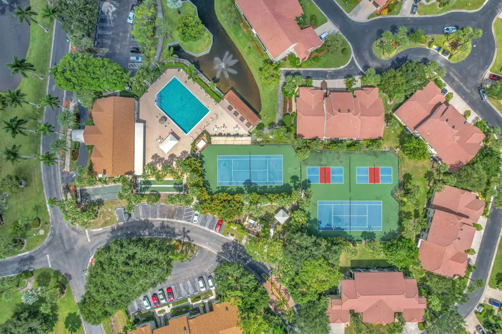3318 Lucerne Park Drive 