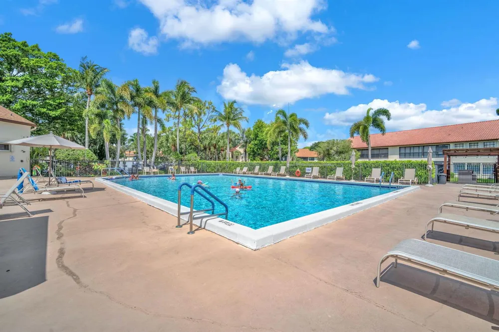 3318 Lucerne Park Drive 