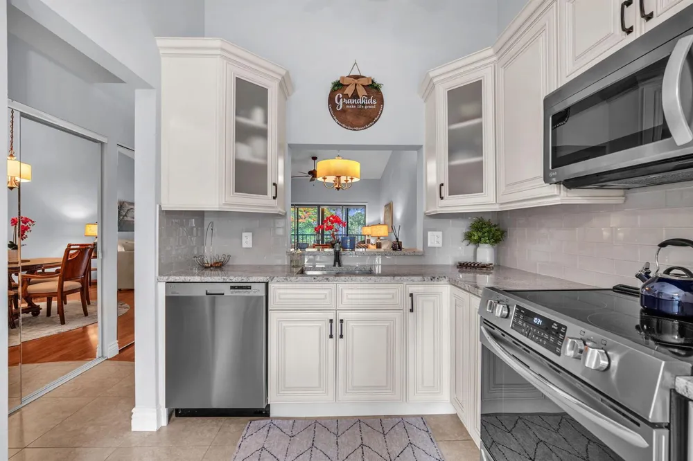 3318 Lucerne Park Drive 