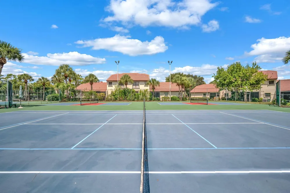 3318 Lucerne Park Drive 