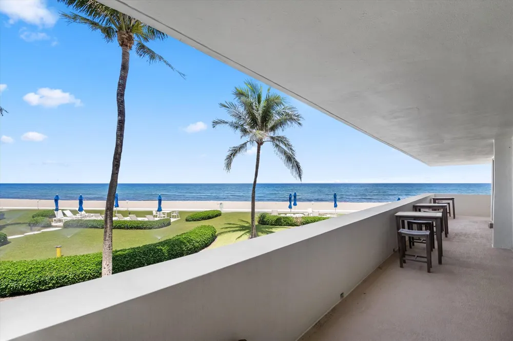 100 Sunrise Avenue #212 Palm Beach, FL 33480