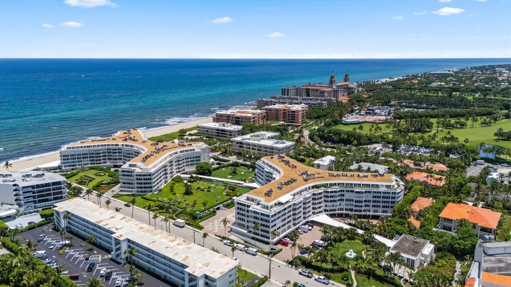 100 Sunrise Avenue #212 Palm Beach, FL 33480