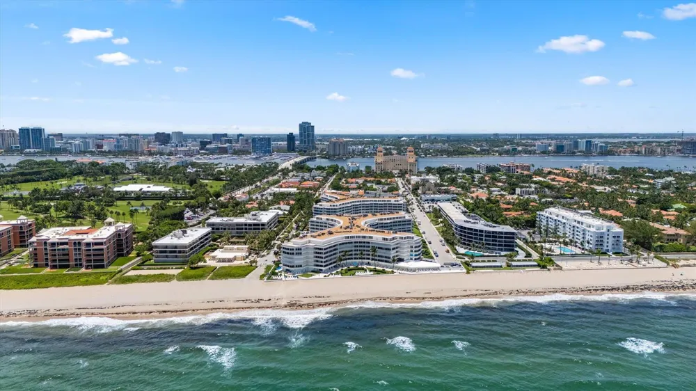 100 Sunrise Avenue #212 Palm Beach, FL 33480
