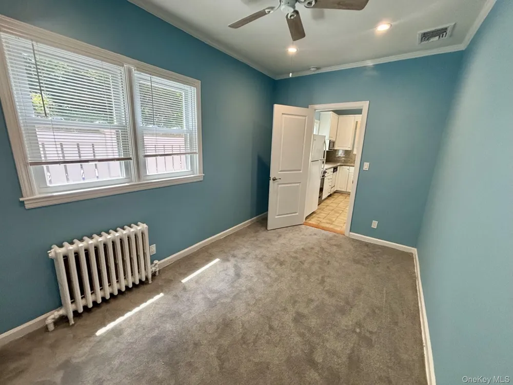 42 Bella Vista Avenue Glen Head, NY 11542
