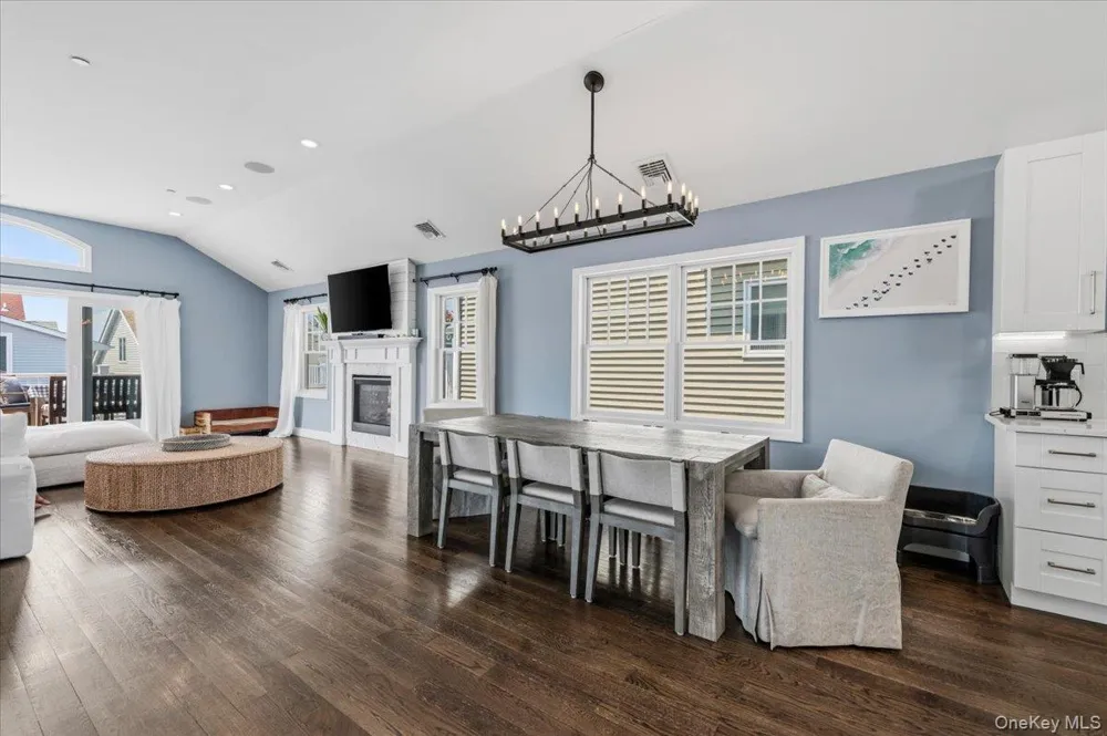 90 Alabama Street Long Beach, NY 11561