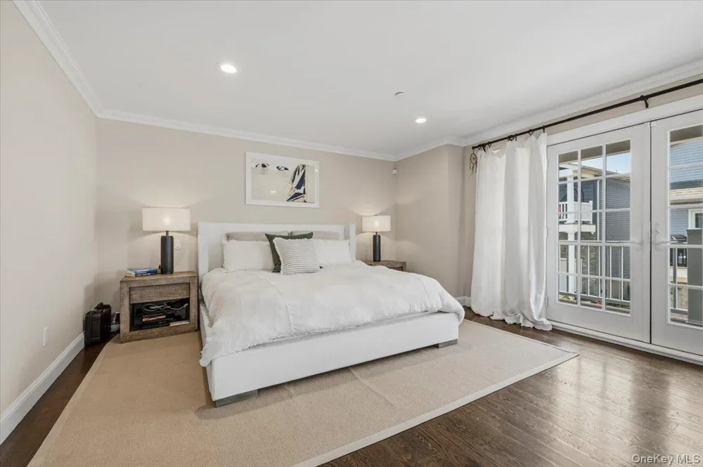 90 Alabama Street Long Beach, NY 11561