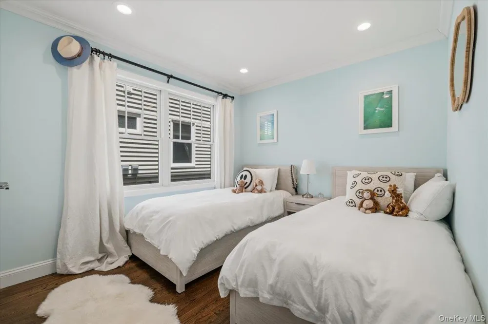 90 Alabama Street Long Beach, NY 11561