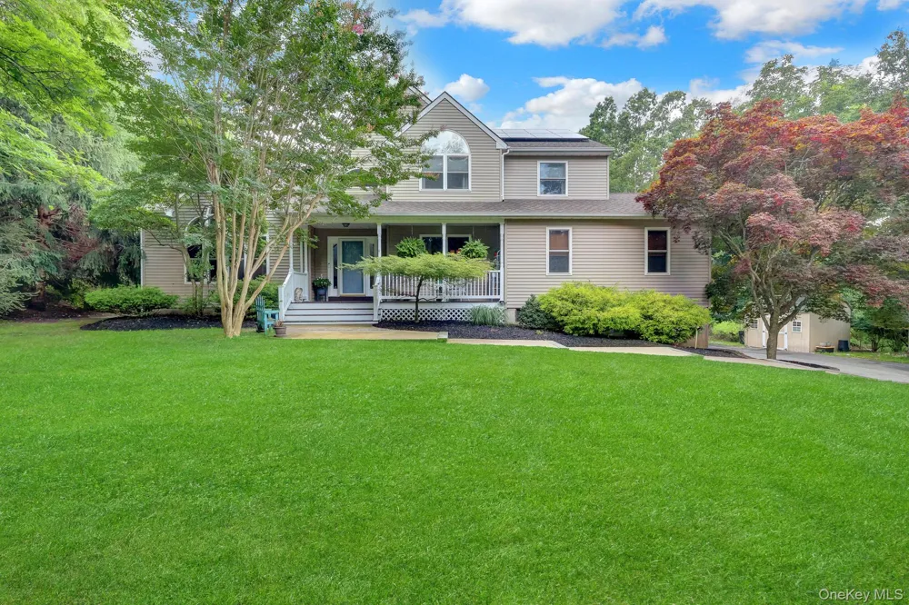 4 Apple Lane Wading River, NY 11792