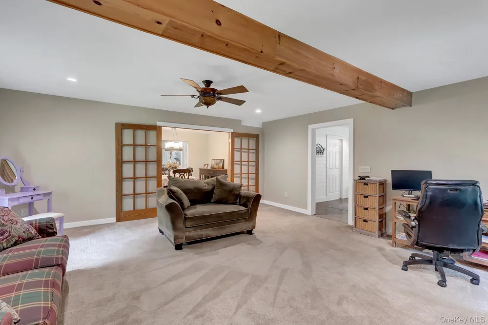 4 Apple Lane Wading River, NY 11792