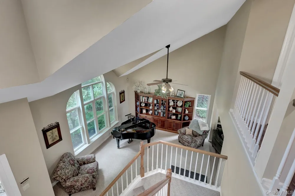 4 Apple Lane Wading River, NY 11792