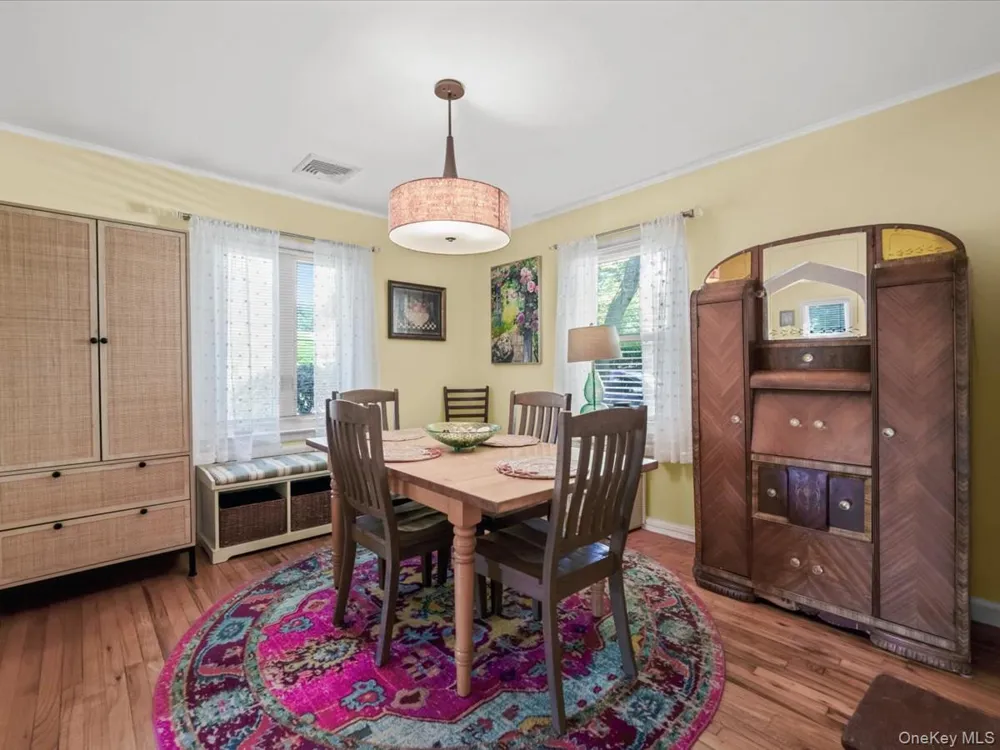 36 Francis Terrace Glen Cove, NY 11542