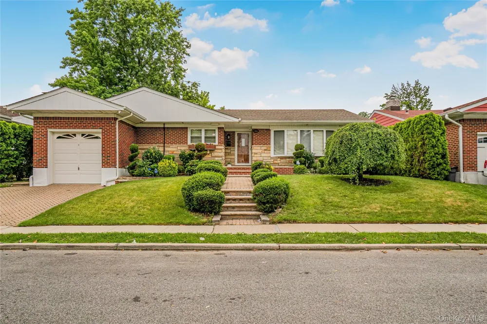 21852 Stewart Road Hollis Hills, NY 11427