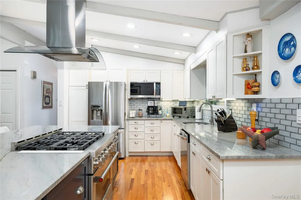 25 Ponderosa Road Carmel, NY 10512