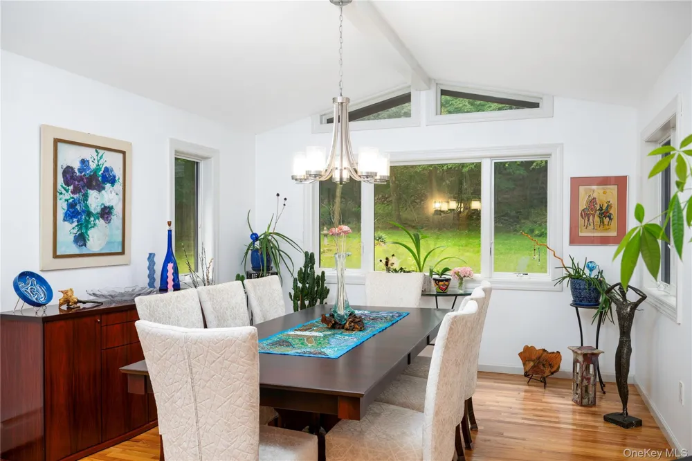 25 Ponderosa Road Carmel, NY 10512
