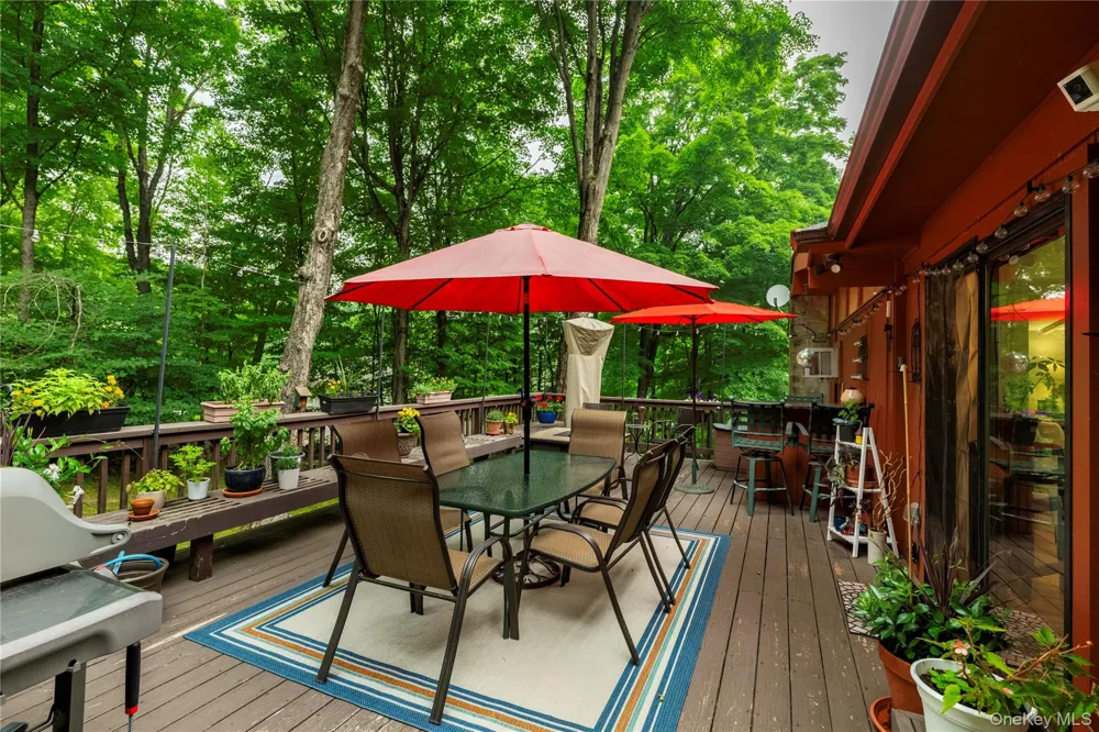 25 Ponderosa Road Carmel, NY 10512