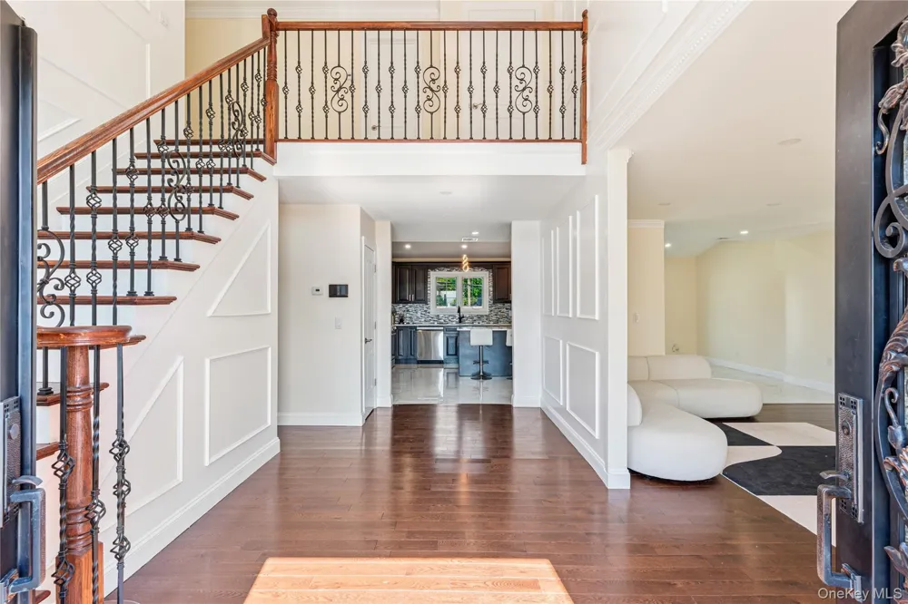858 Prescott Street Valley Stream, NY 11580