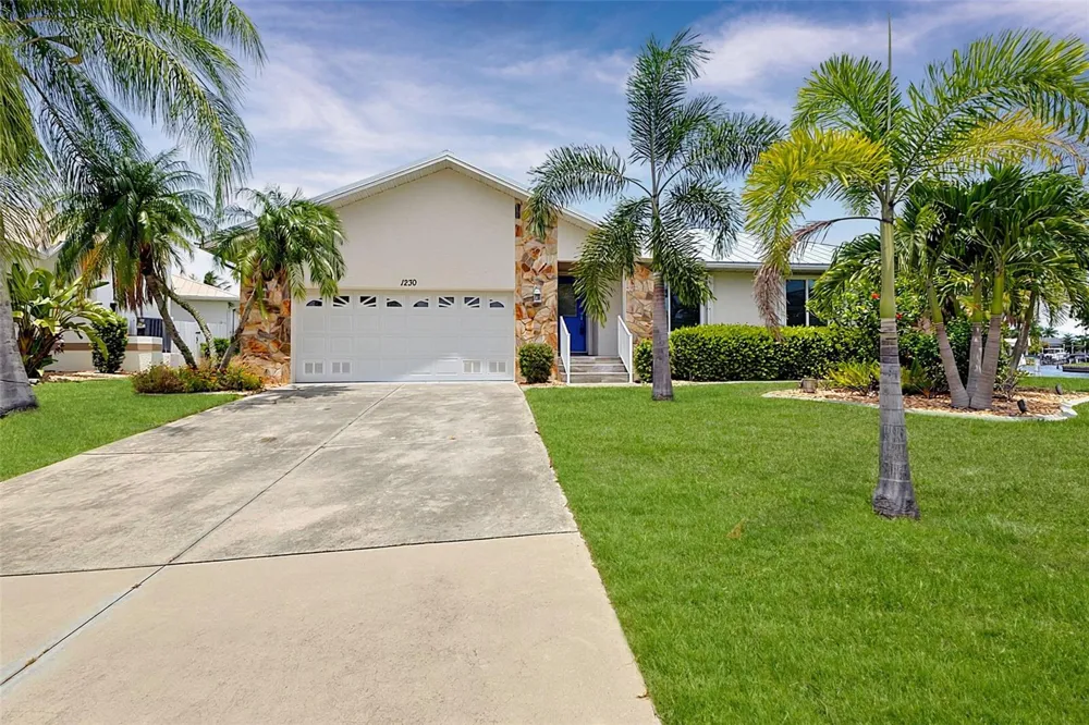 1230 SWAN COURT Punta Gorda, FL 33950