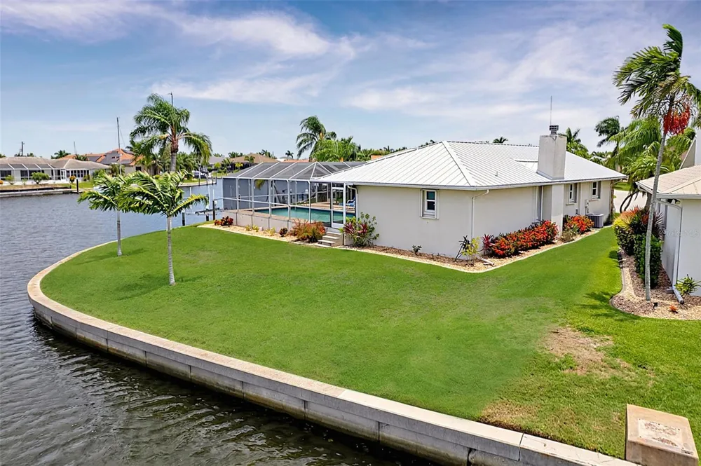 1230 SWAN COURT Punta Gorda, FL 33950