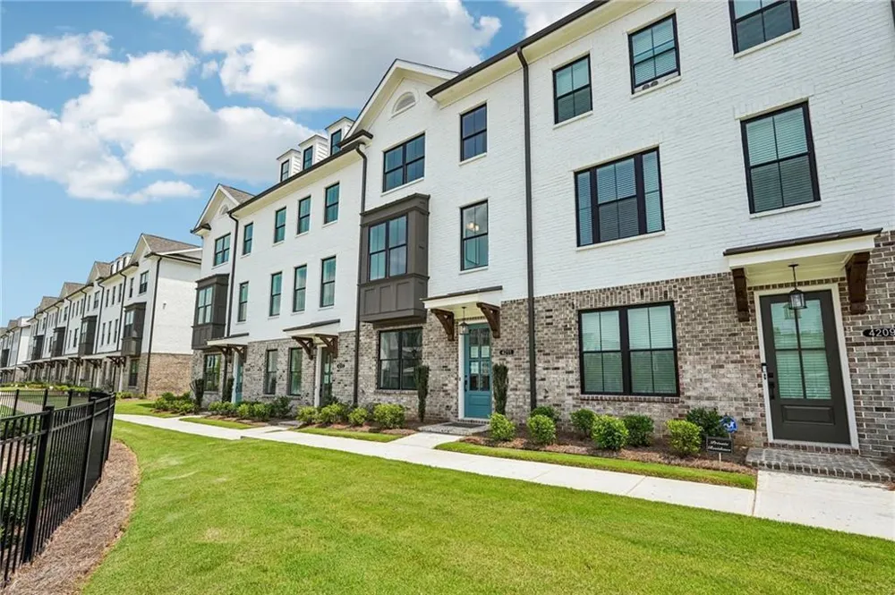 4211 Millcroft Place #215 Buford, GA 30518