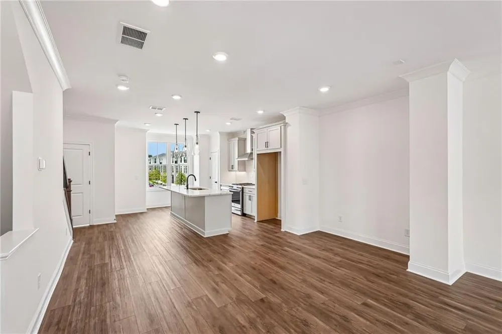 4211 Millcroft Place #215 Buford, GA 30518