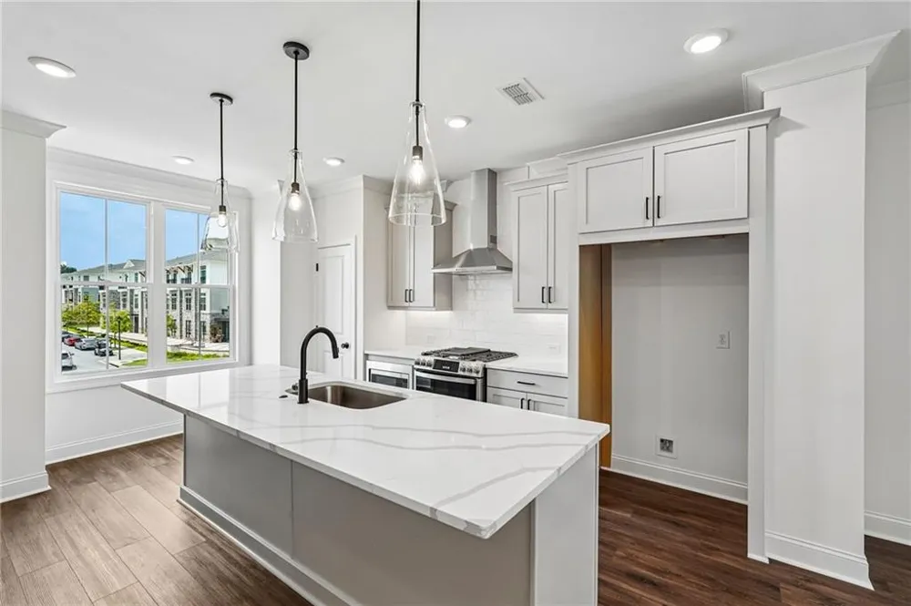 4211 Millcroft Place #215 Buford, GA 30518