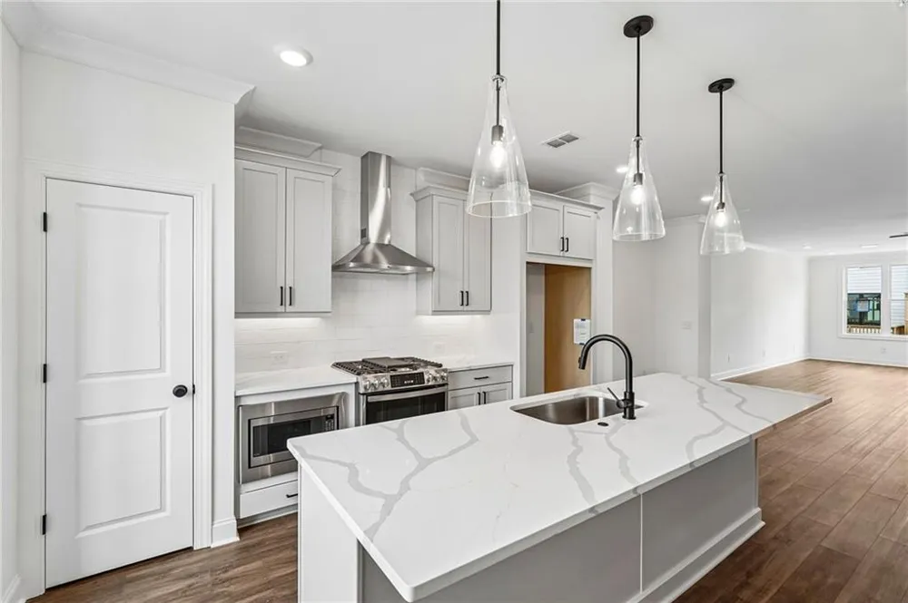 4211 Millcroft Place #215 Buford, GA 30518