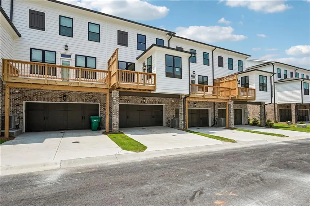 4211 Millcroft Place #215 Buford, GA 30518