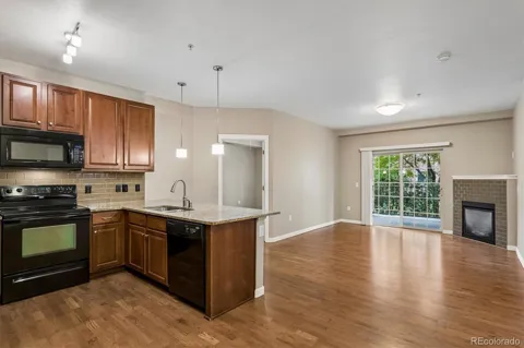 1044 Rockhurst Drive #102