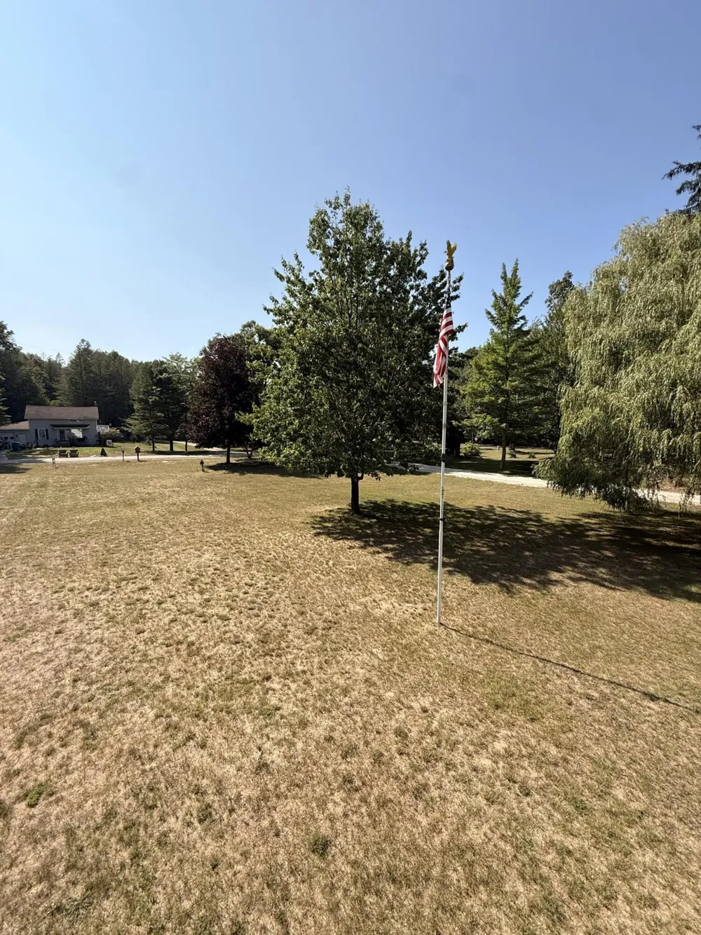 554 Morris Street Pentwater, MI 49449