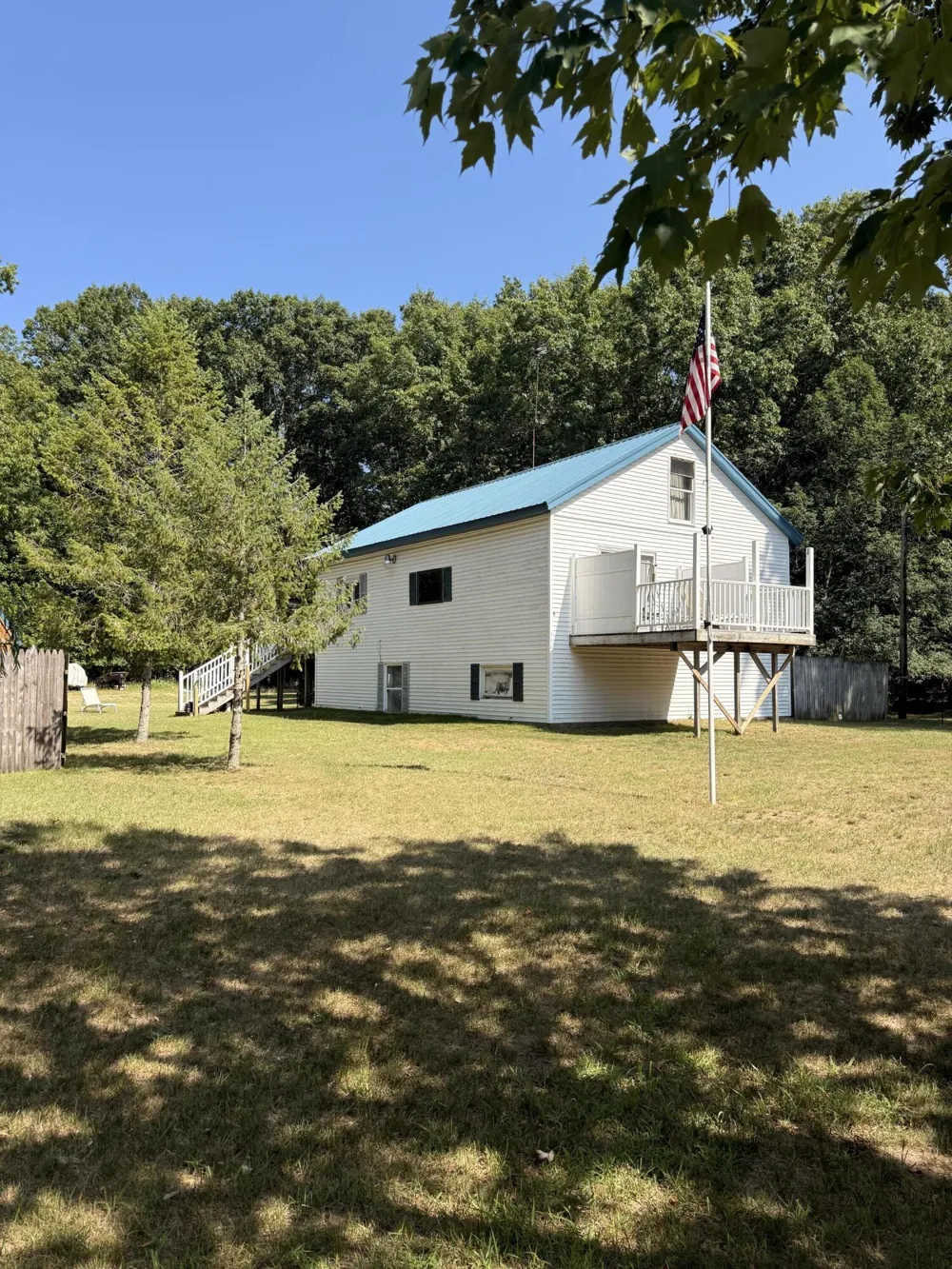554 Morris Street Pentwater, MI 49449